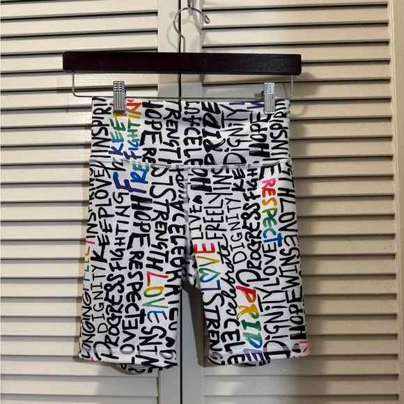 ATHLETA Elation Train Short White /Black PRIDE - Picture 3 of 7